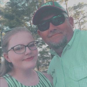 Meet your Posher, Ayla